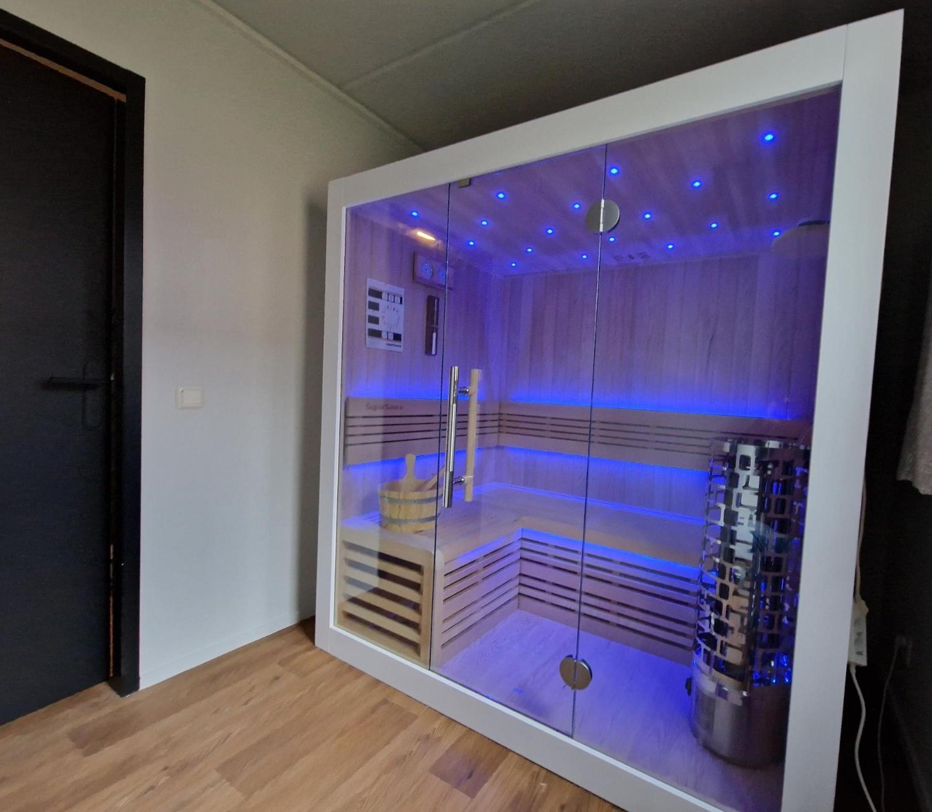 Luxe Vakantiehuisje - Sauna - Natuur - Strand Ewijk Exterior foto